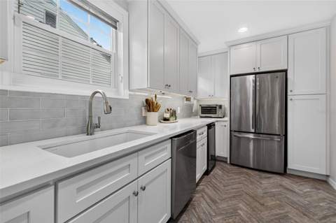 118 26th Avenue, St Petersburg FL - photo 20 of 63