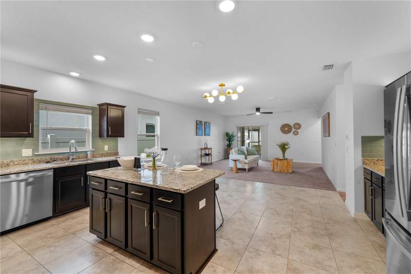 4 bedroom Single Family Residence at 880 NW 251st Drive, Newberry Corners Ph Lll Pb 35 Pg 91, Newberry — photo 5