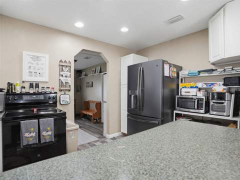 9122 Dupont Avenue, Spring Hill FL - photo 12 of 56