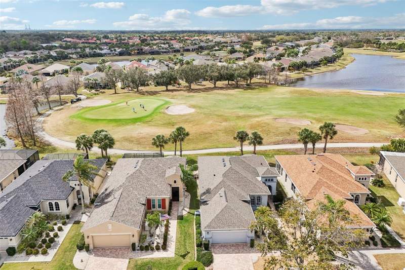2 bedroom Single Family Residence at 819 Regal Manor Way, Sun City Center Unit 270, Sun City Center — photo 3