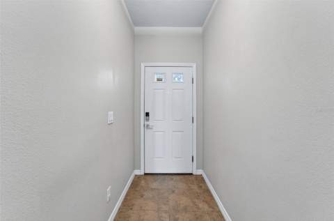 5028 White Sanderling Court, Tampa FL - photo 7 of 60