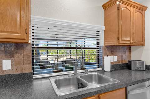 3848 Topsail Trail, New Port Richey FL - photo 17 of 68