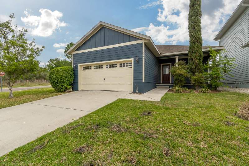 4 bedroom Single Family Residence at 1687 NW 120th Way, South Pointe Ph 1 Unit 5-B, Gainesville — photo 2