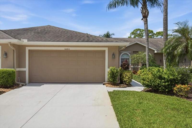 5294 MAHOGANY RUN AVENUE home for sale in Heritage Oaks Golf & Country Club