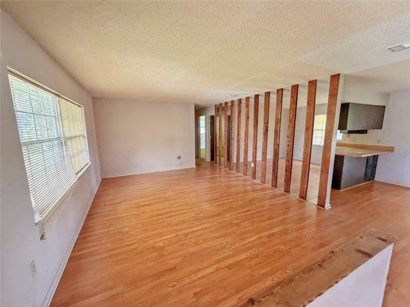 3 bedroom Single Family Residence at 1291 Tivoli Drive, Deltona Lakes Unit 07, Deltona — photo 4