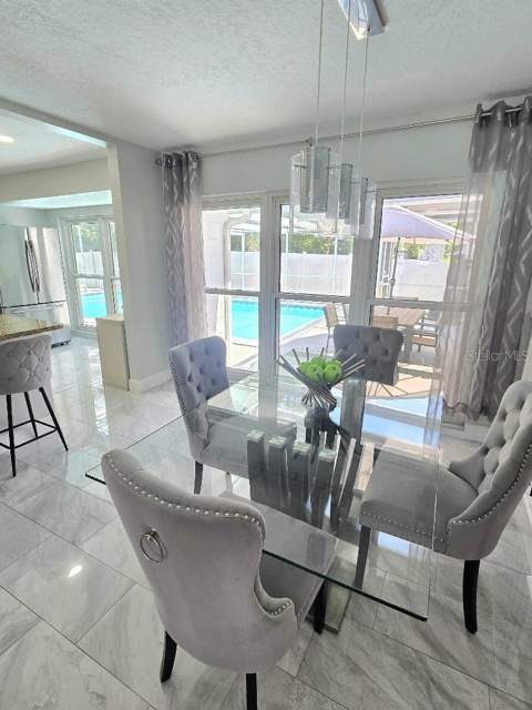 7002 Danewood Court, Tampa FL - photo 13 of 40