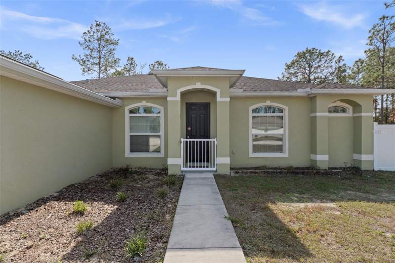 3 bedroom Single Family Residence at 13124 Snowy Plover Avenue, Royal Highlands, Weeki Wachee — photo 2