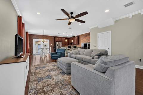 217 49th Avenue, St Petersburg FL - photo 6 of 6