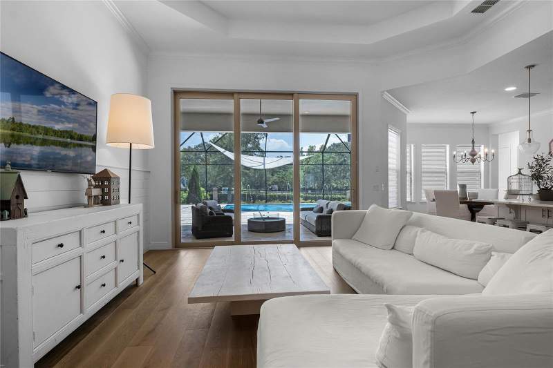 5 bedroom Single Family Residence at 1118 Estancia Woods Loop, Estancia/Windermere, Windermere — photo 3