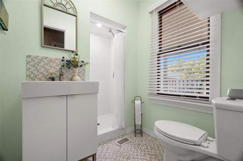 6890 County Road 95, Palm Harbor FL - photo 16 of 24