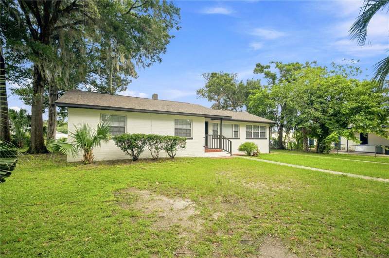 4 bedroom Single Family Residence at 3517 NE 12th Street, Ocala Gardens, Ocala — photo 3
