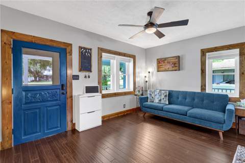 302 S Palm Avenue, Howey In The Hills FL - photo 6 of 6