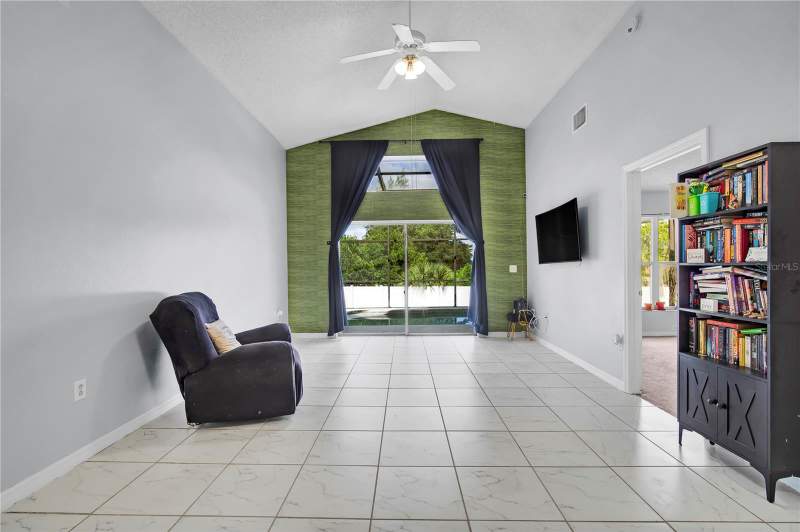 3 bedroom Single Family Residence at 324 Casterton Circle, Westridge Ph 07, Davenport — photo 5
