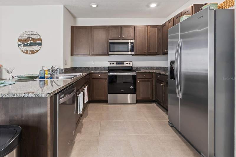 3 bedroom Single Family Residence at 17067 Oval Rum Drive, Southshore Bay, Wimauma — photo 5