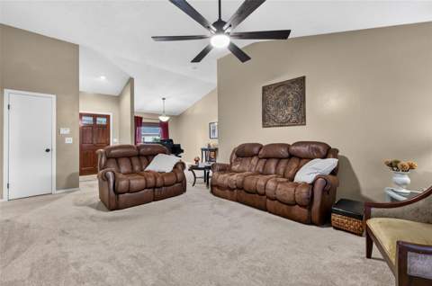 18301 Big Pond Way, Tampa FL - photo 7 of 40
