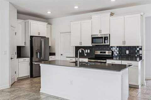 2975 Addison Boulevard, St Cloud FL - photo 12 of 33