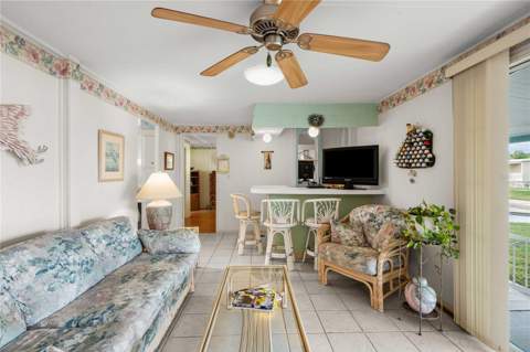5352 Plant Street, Zephyrhills FL - photo 20 of 77