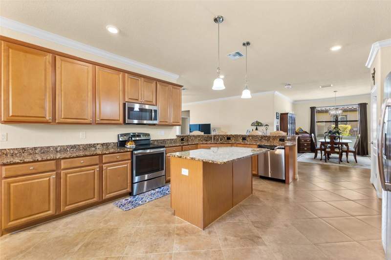 4 bedroom Single Family Residence at 13238 Famiglia Drive, Gran Paradiso Ph 1, Venice — photo 5
