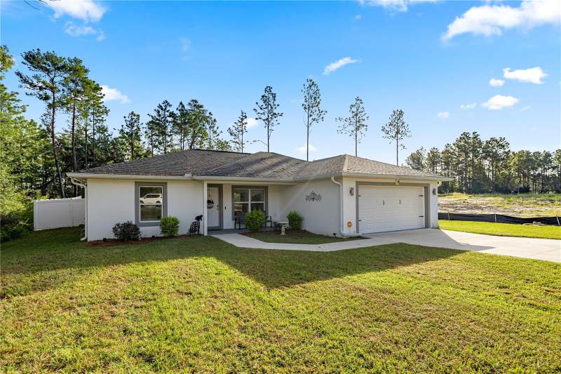 3 bedroom Single Family Residence at 8607 SW 135th Street Road, Marion Oaks Twelve, Ocala — photo 2