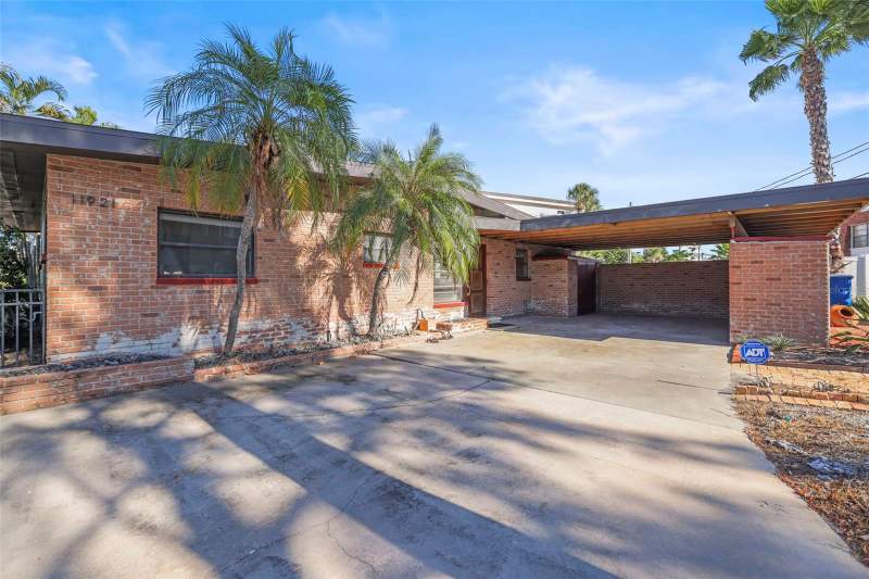 2 bedroom Single Family Residence at 11921 Lagoon Lane, Coney Island Pt Rep Of Blk 19, Treasure Island — photo 4