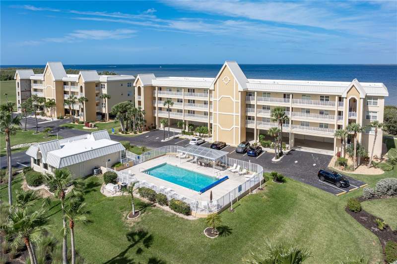 3 bedroom Condominium at 101 N Marion Court #215, Points West Ph 02 Bldg 02, Punta Gorda — photo 4