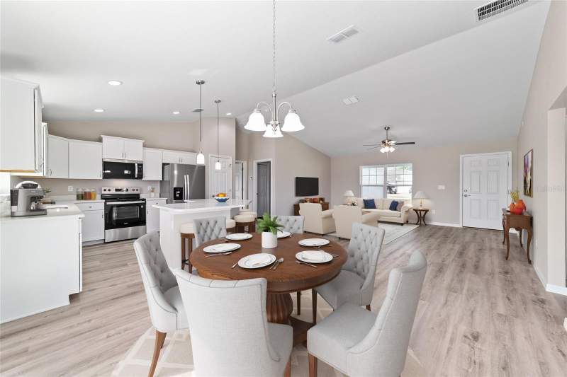 3 bedroom Single Family Residence at 14 Pine Radial Run, Silver Spgs Shores 16, Ocala — photo 3