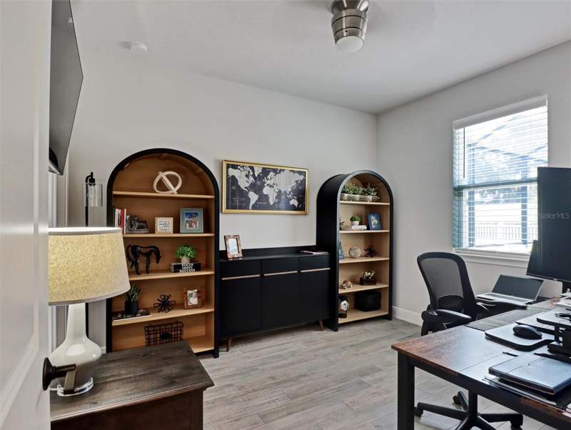 4 bedroom Single Family Residence at 2505 Early Dawn Court, Meadowgrove, Valrico — photo 4