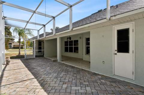 4450 Abaco Drive, Tavares FL - photo 11 of 40