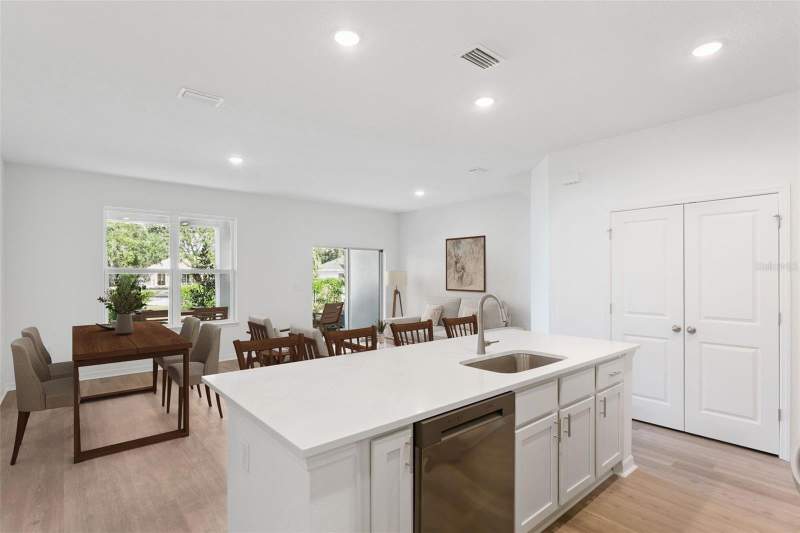 3 bedroom Townhouse at 2294 Red Pine Court, Connors Cove, Eustis — photo 5