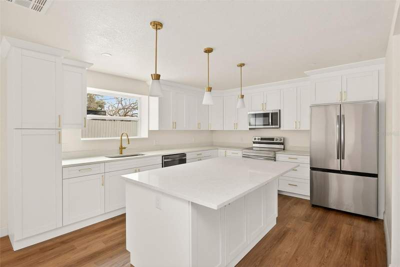 4 bedroom Single Family Residence at 2171 Beecher Road, Citrus Heights Manor 1st Add, Clearwater — photo 3