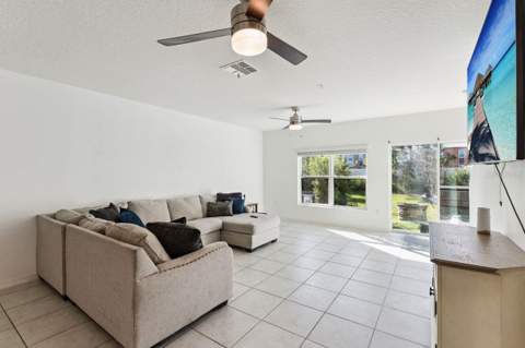 3753 Hampton Chase Lane, Sanford FL - photo 10 of 46