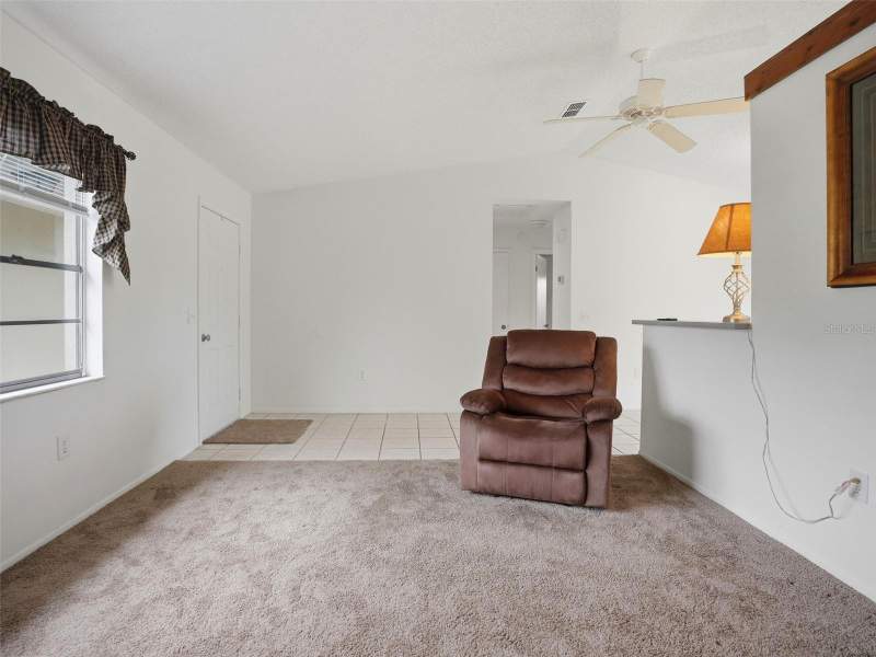 2 bedroom Single Family Residence at 301 Killinger Avenue, Spring Hill, Spring Hill — photo 5