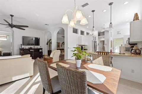 5127 Hanging Moss Lane, Sarasota FL - photo 22 of 65