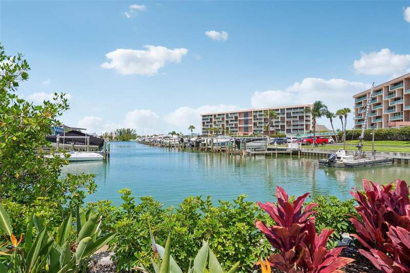 2 bedroom Condominium at 1 Key Capri #406W, Key Capri Condo, St Petersburg — photo 2