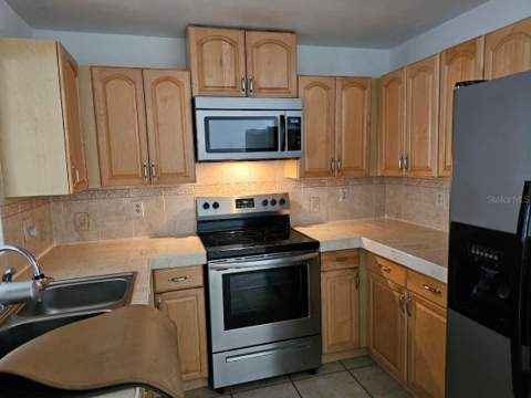 724 Del Ray Drive, Kissimmee FL - photo 8 of 17