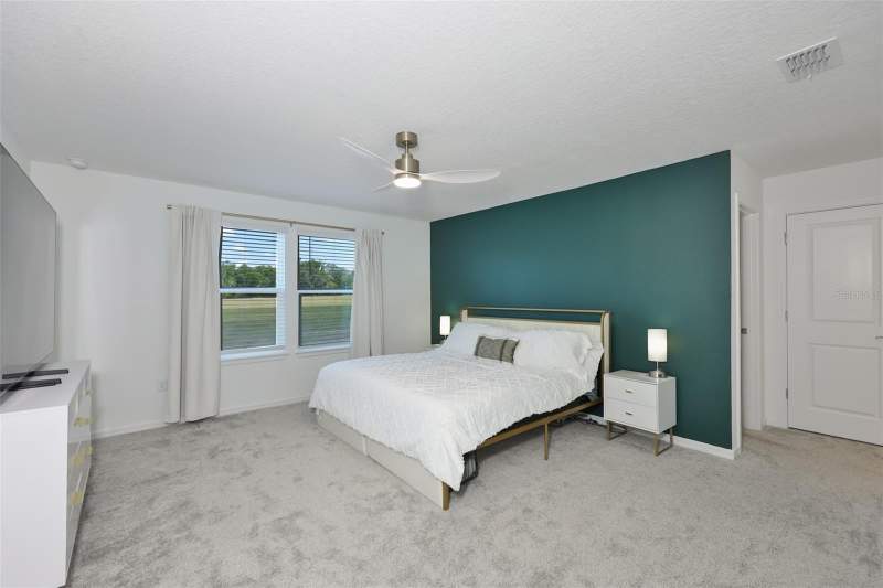 5 bedroom Single Family Residence at 3070 Forest Meadow Avenue, Valri Forest Ph 1 & 2, Valrico — photo 4