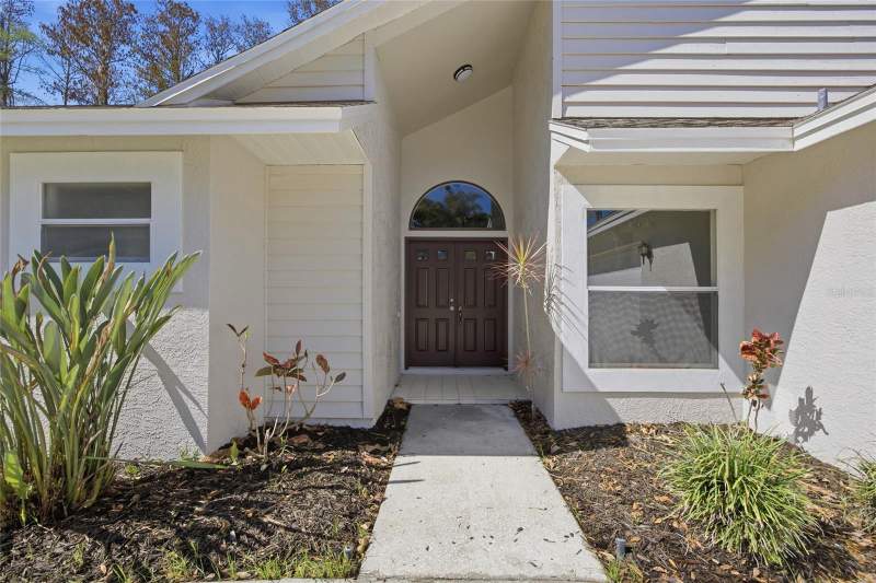 3 bedroom Single Family Residence at 812 Crestridge Drive, Fieldstone Village At Woodfield, Tarpon Springs — photo 4