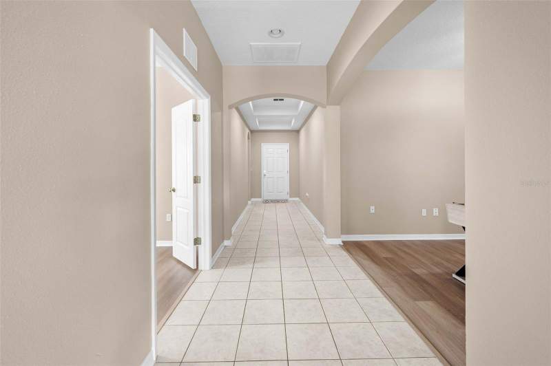 4 bedroom Single Family Residence at 15114 Durango Circle, Silver Ridge, Brooksville — photo 5