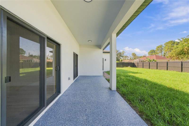 3 bedroom Single Family Residence at 7511 Blutter Road, Port Charlotte Sub 26, North Port — photo 4