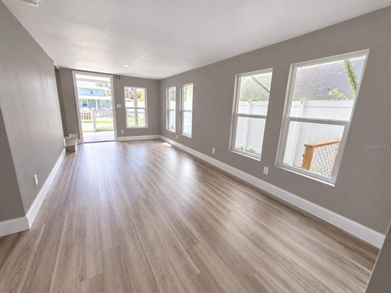 5 bedroom Single Family Residence at 1204 E 33rd Avenue, Buffalo Park, Tampa — photo 5