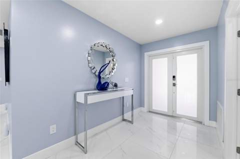 7101 Shenandoah Court, Tampa FL - photo 8 of 55