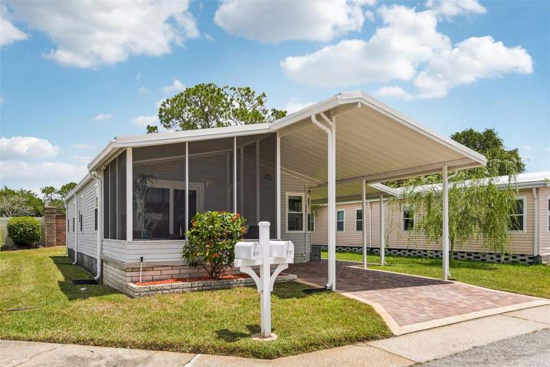276 PELICAN DRIVE home for sale in Gull Aire Village