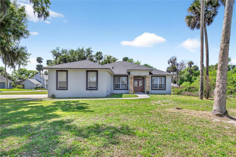 28931 BEAUCLAIRE DRIVE home for sale in Lake Beauclaire