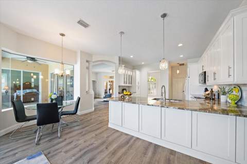 11909 Summer Meadow Drive, Lakewood Ranch FL - photo 13 of 57