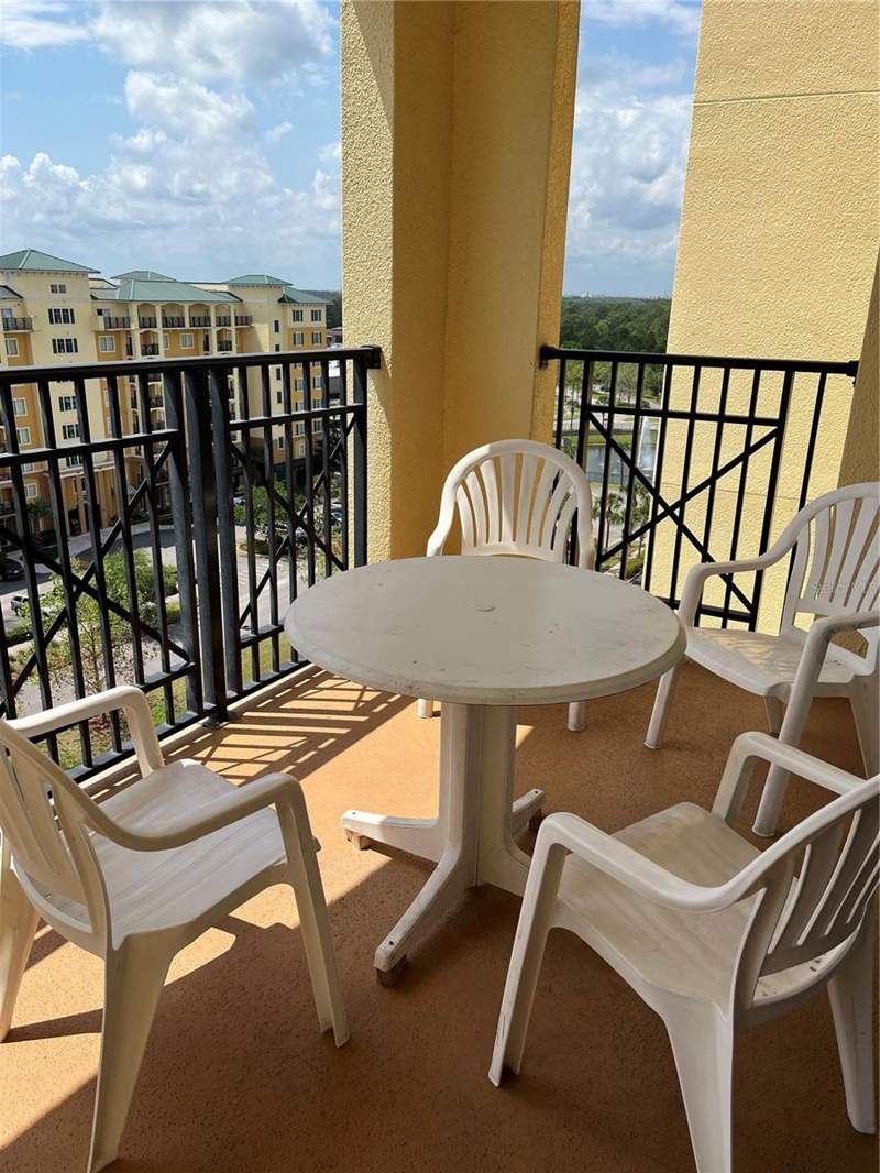 2 bedroom Condo - Hotel at 8101 Resort Village Drive #3909, Lake Buena Vista Resort, Orlando — photo 2