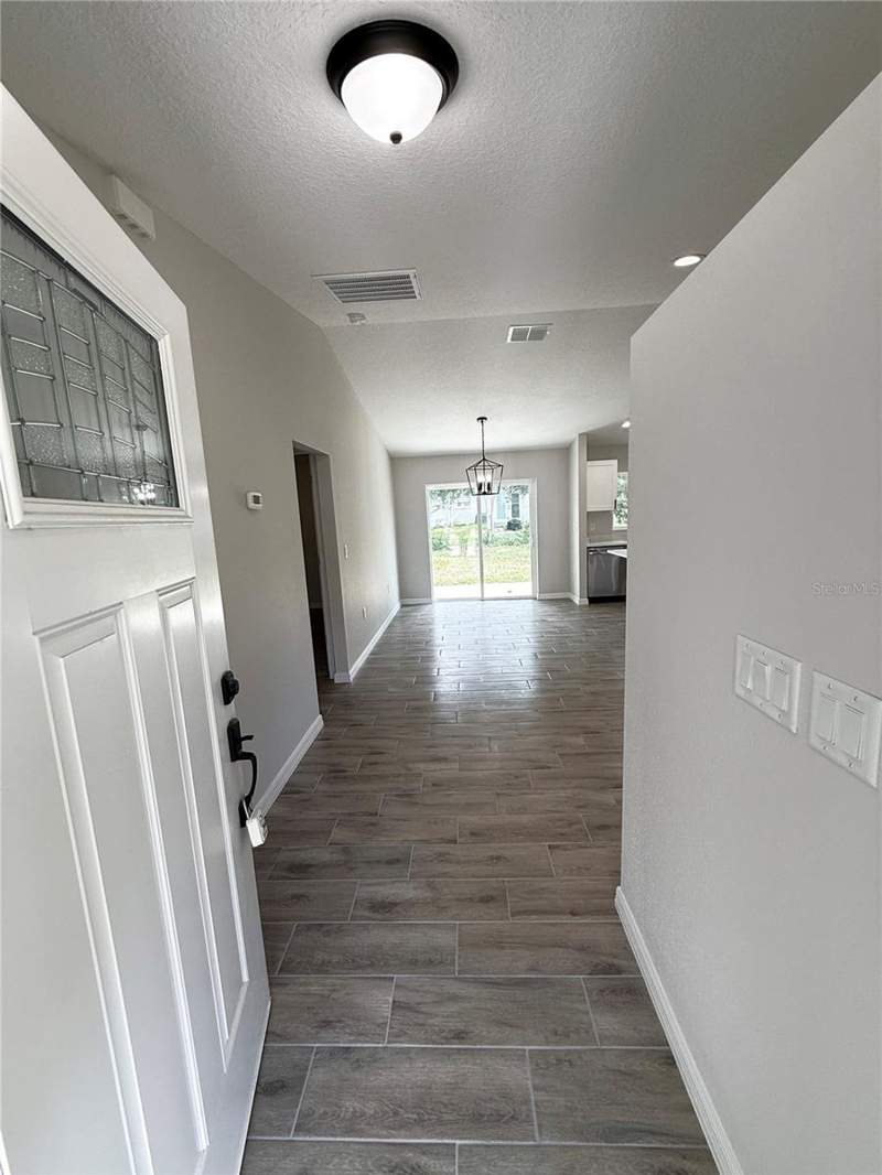 3 bedroom Single Family Residence at 5687 NW 57th Street, Ocala Park Estate, Ocala — photo 3