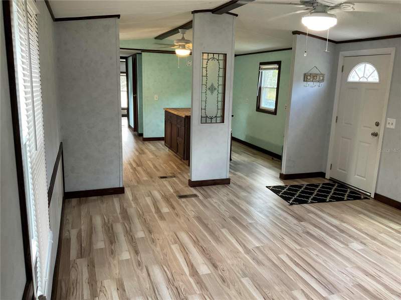 2 bedroom Manufactured Home at 18057 SE 20th Place, Unrecorded Sub, Silver Springs — photo 3