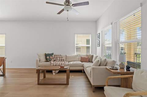 4720 Tuscan Loon Drive, Tampa FL - photo 10 of 32