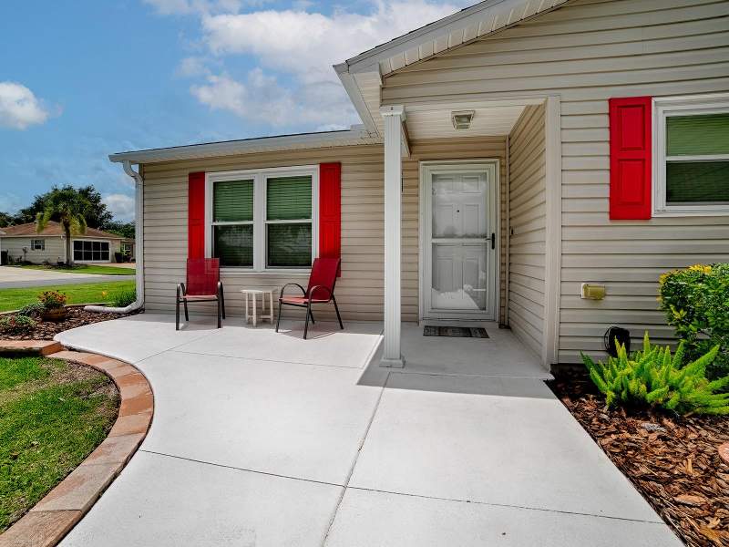 2 bedroom Single Family Residence at 1070 Berkshire Place, The Villages, The Villages — photo 3