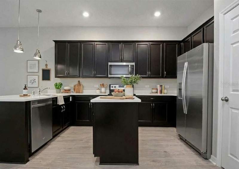 4 bedroom Single Family Residence at 8576 Powder Ridge Trail, Windermere Trails, Windermere — photo 2